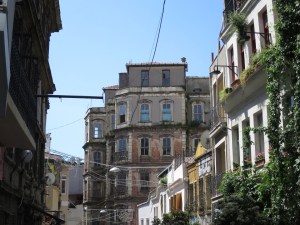 I should just buy that old building... I wish...